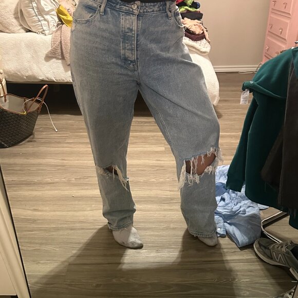 Abercrombie size 12 high rise dad jean - Picture 3 of 3